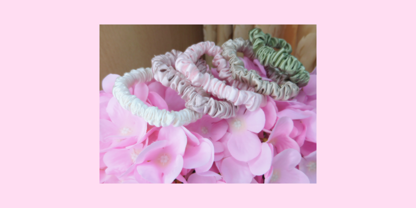 A MUST for your hair routine! 100% Mulberry Silk Hair Scrunchies Pack, Mulberry Silk Longer Lasting Hair Scrunchies, Hair Silk Ties, Prevents Breakage, Reduces Hair Loss.